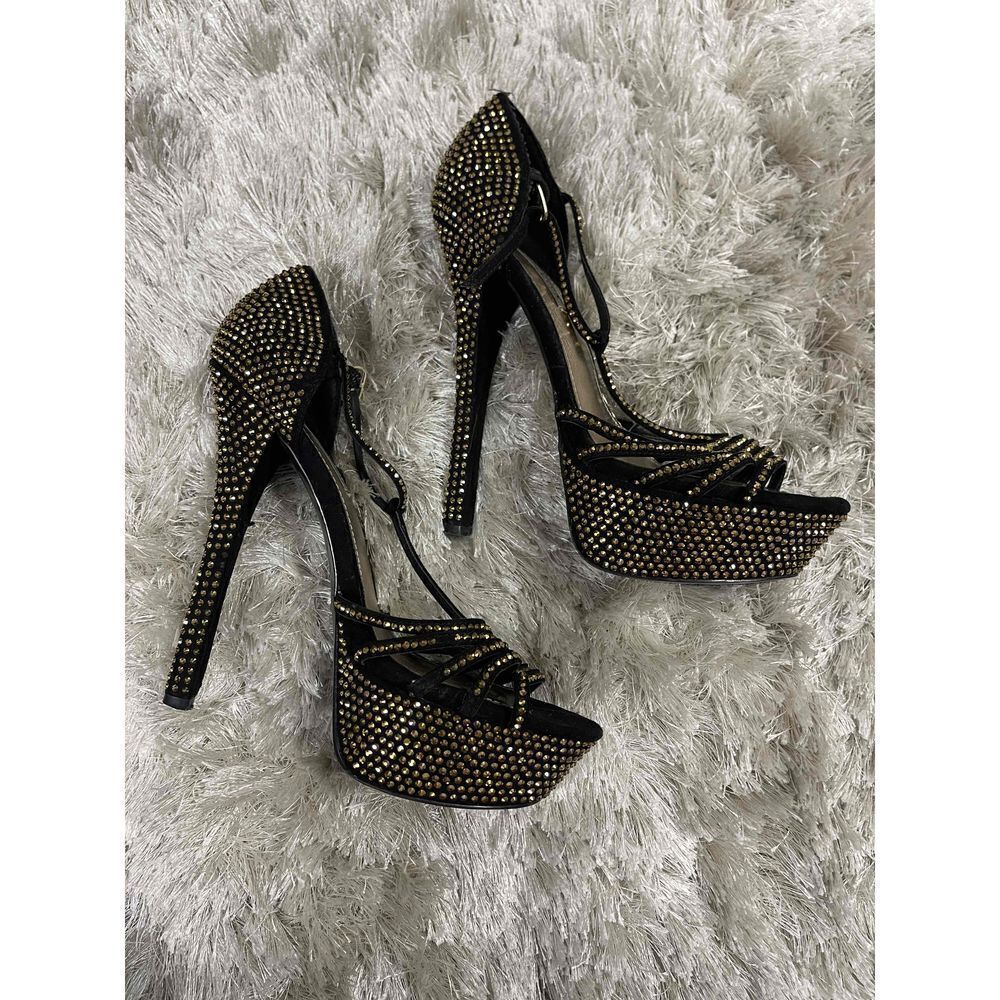 Steve Madden Womens Black Studded High Heels Size 8.5 👠❤️